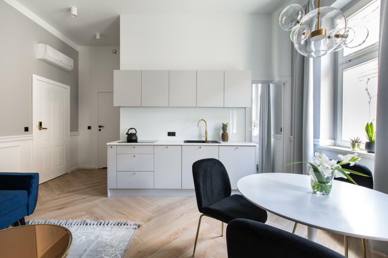 Homewell Boutique Apartments Poznan Exterior photo